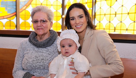  Enriqueta Mendiola, Javiera Martell y Sandra Villalobos.