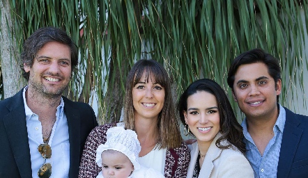  Sebastián, Ángela, Javiera, Sandra y Mario.