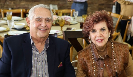  Marco Antonio Calafel y Clara Araceli Martell.