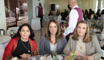  María Maza, Odile Sánchez y Charo Valladares.