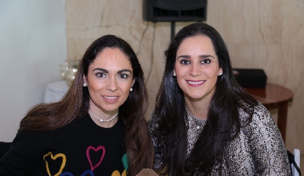  Mari Carmen Mejía y María Rosa Mejía.
