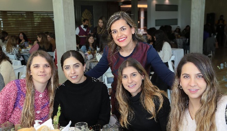  Ana Sofía Solana, Ana Karen Ibarra, Olivia Mora, Conchita Stahl y Vero Gómez.