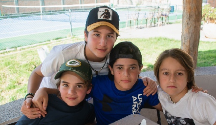  Carlos, Álvaro, Marcelo y Santiago.