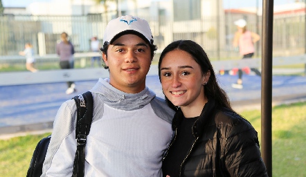  Patricio Aguillón y Gabriela Hinojosa.