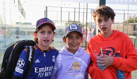  Diego Torres, Iker Ortiz y Santiago Torre.