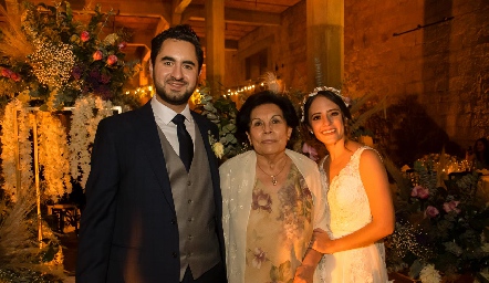  Sebastián Villasana, Tere de Ascanio y Ale Ascanio.