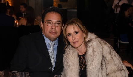  Antonio Ascanio y Sandra Revilla.