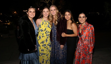  Marisol Cabrera, Pau Martínez, Ingrid Velasco Lorena Navarretey María Lavín.