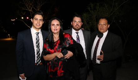  Pedro Monjarás, Mayte Ascanio, Diego Monjarás y Pedro Monjarás.