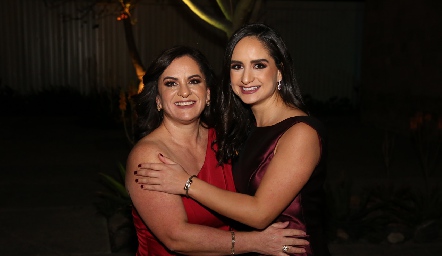  Claudia Ávila de Villasana y Claudia Villasana.