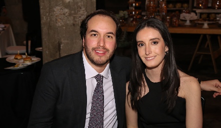  Eduardo González y Montse Elourdy.
