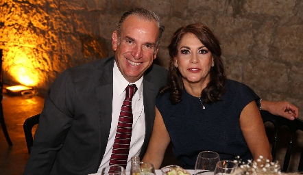  Jesús Aguirre y Raquel Altamirano.