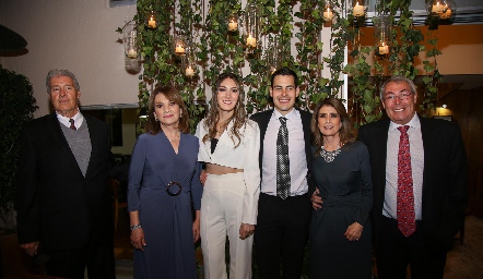  Jaime Martínez, Ángeles Terrazas, Marian Martínez, Tito Fernández, Pupi Foyo y Ángel Fernández.