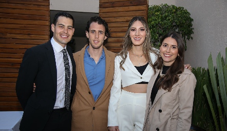  Tito Fernández, Jaime, Marian Martínez y Pamela.