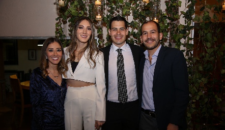  Adriana Muñoz, Marian Martínez, Tito Fernández y Daniel Mendizábal.
