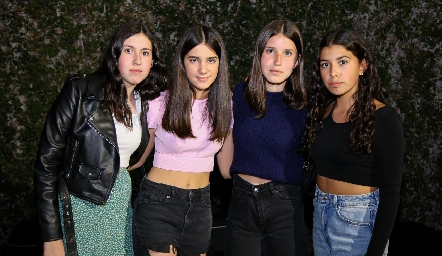  Sofi Flores, Carmina Güemes, Vanessa Elizondo e Isa Algara.