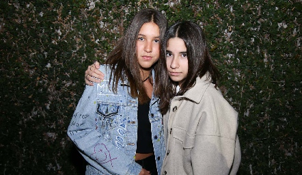  Montse Haro y Romina Enríquez.