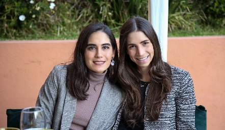  Mariana Rodríguez y Valeria Zúñiga.