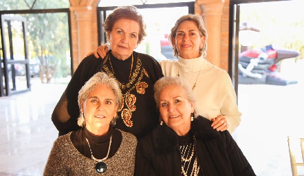  Las hermanas Borbolla Mejía: Luz Elena, María Eugenia, Gabriela y Marcela.