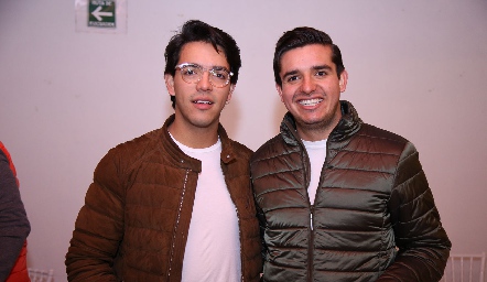  Diego Tobías y Marcelo Pérez Tobías.