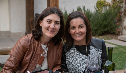  Paulina Vivanco y Rocío Subirana.