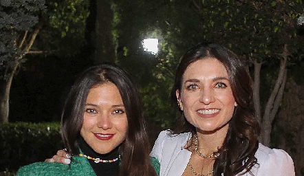  Mariana Cerda y Carla Moreno.