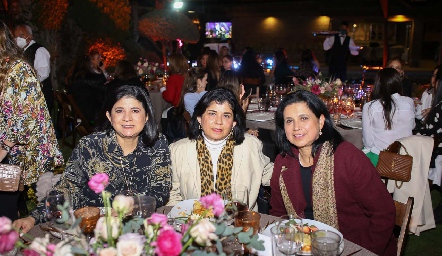 Norma Moreno, Tere Moreno y Gema Moreno.