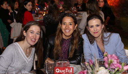  Paola Celis, Carolina Ávila y Laura Cadena.