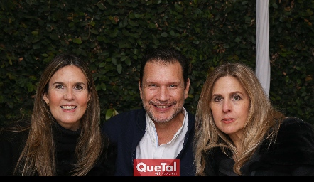  Gaby Berrón, Gonzalo Siller y Vero Berrón.