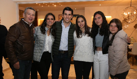 Despedida de solteros de Alberto Kasis y Bárbara Mejía.