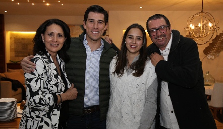 Despedida de solteros de Alberto Kasis y Bárbara Mejía.