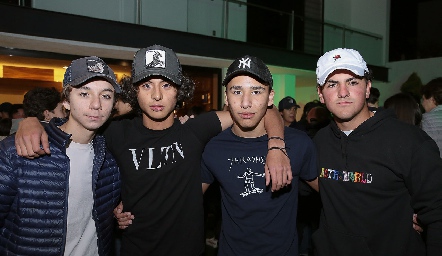 Diego Herrera, Rubén Flores, Santiago Alba y Frank Cabeza.