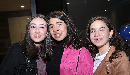  Andrea Ledezma, Sofi Espinosa e Isabela Fonseca.
