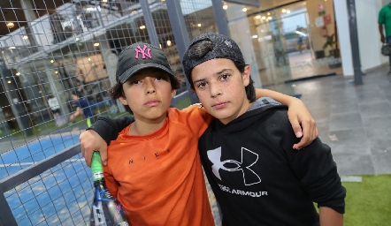  Alonso Canales y Marcelo Lozano.