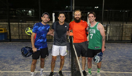  Enrique Rodríguez, Rodrigo García, Santiago Cueli y Eduardo Álvarez.