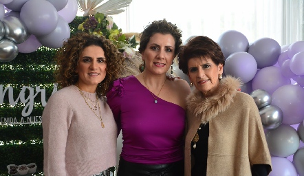  Berenice, IngridAigster y Patricia Díaz Infante.