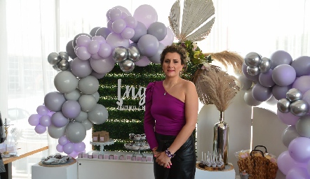 Bienvenida Ingrid.