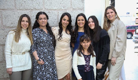  Pau Robles, Isa Torre, Fernanda Gouyonnet, Sofía Cabrera, Valentina Orozco, Meli Cansino y Lourdes Robles.
