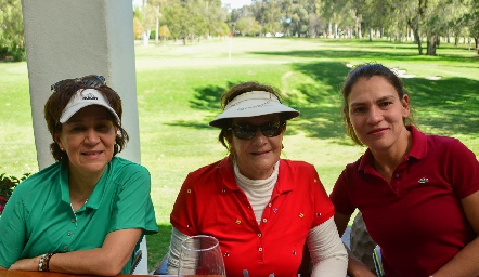 Miriam Bravo, María Eugenia Mead y Marisela Pérez.