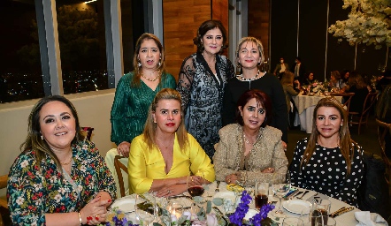  Sofía Carrillo, Mónica Luna, Elvira Goldaracena, Karime Mustre y Alma Ortega.