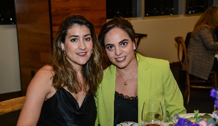  Ximena Fernández y Marcela Córdoba.