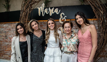  Sofía Garfias, María Palomar, Martha Pría Kapetanis, Martha Elena Gutiérrez y Natalia Garfias.