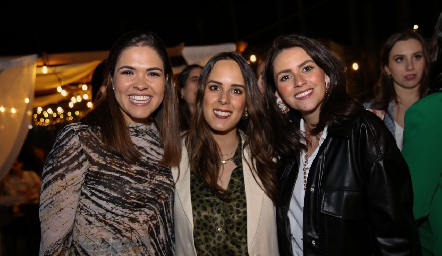  Juli Valle, Clau Antunes y Victoria Álvarez.