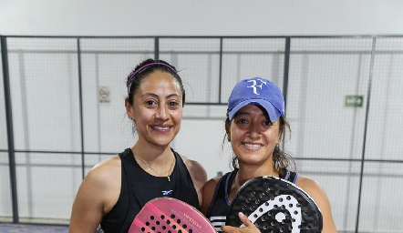  Gaby Alfaro y Alejandra Barrera (ganadoras).
