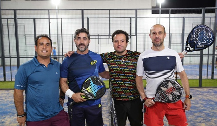  Gilberto Mejía, Nacho Archidona, Alejandro Gutiérrez y Javier Suarez.