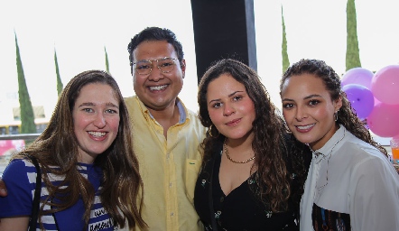  Paula Celis, Mario Torres, Ana Luz Torres y Esther Díaz de León.