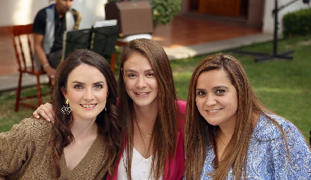  Cecilia Desouches, Sofía D’Argence y Adriana Carrillo.