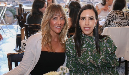  Tita Aranda y Mariana Tobías.