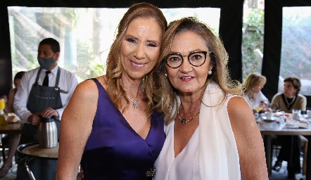  Gaby Mercado y Fantina Mirabal.