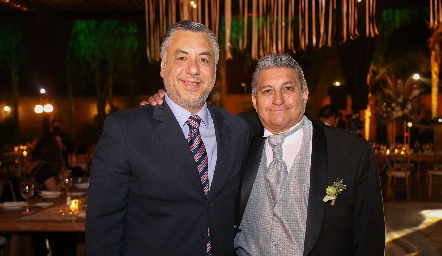  Alejandro Villasana y César Manzanilla.